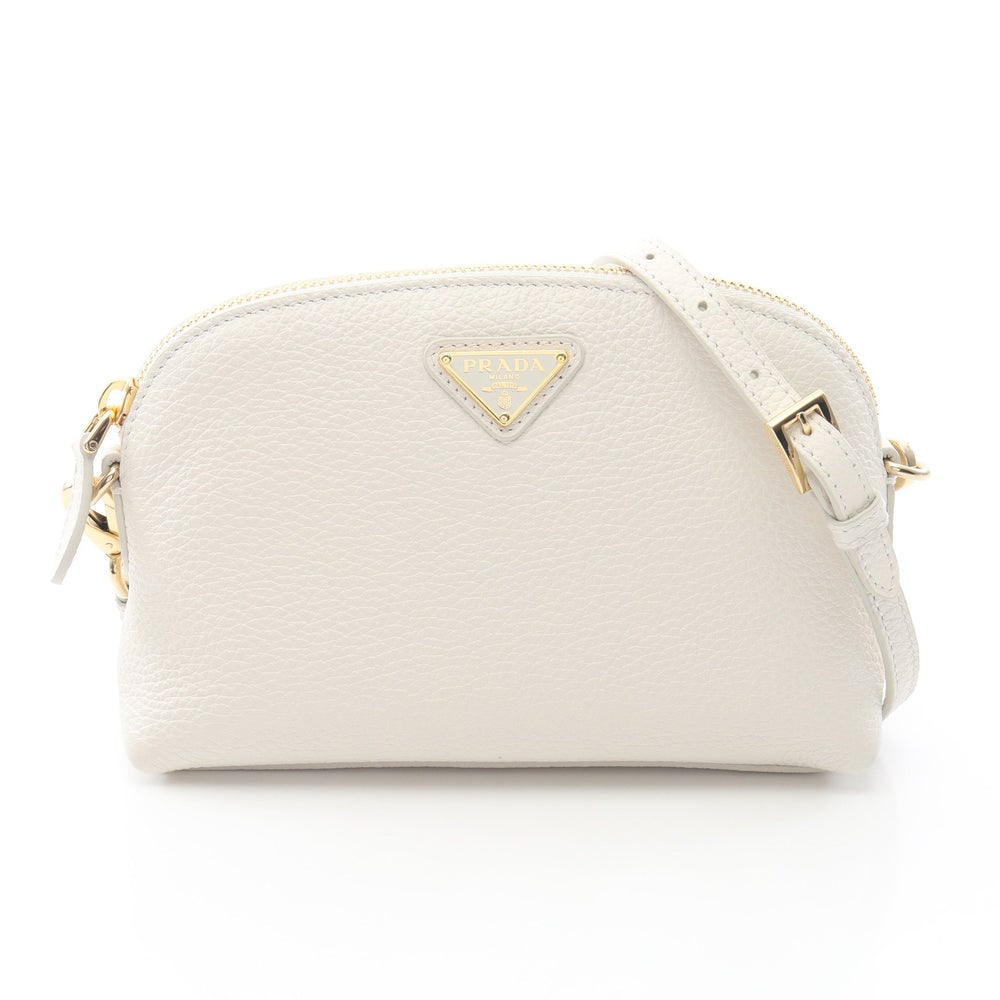 Prada Vit Daino Soft Bag: Prada VIT.DAINO SOFT shoulder bag in white leather.