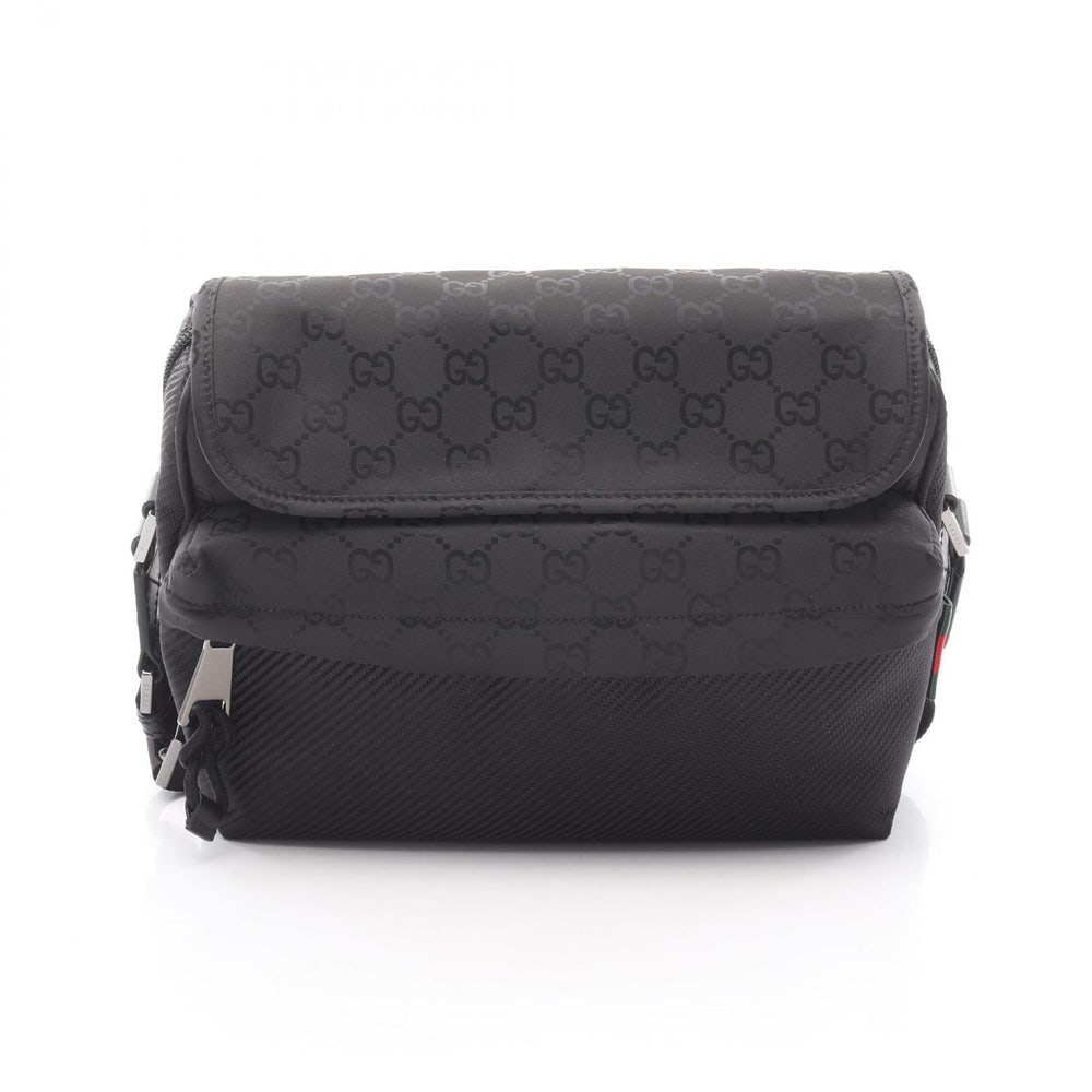 Gucci GG Nylon Crossbody: Gucci GG nylon medium crossbody shoulder bag in black nylon.