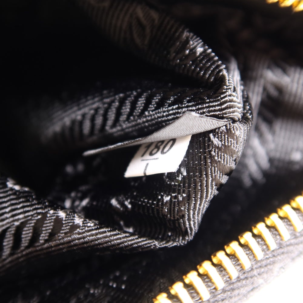 Prada Re-Edition 2005 Bag - 7