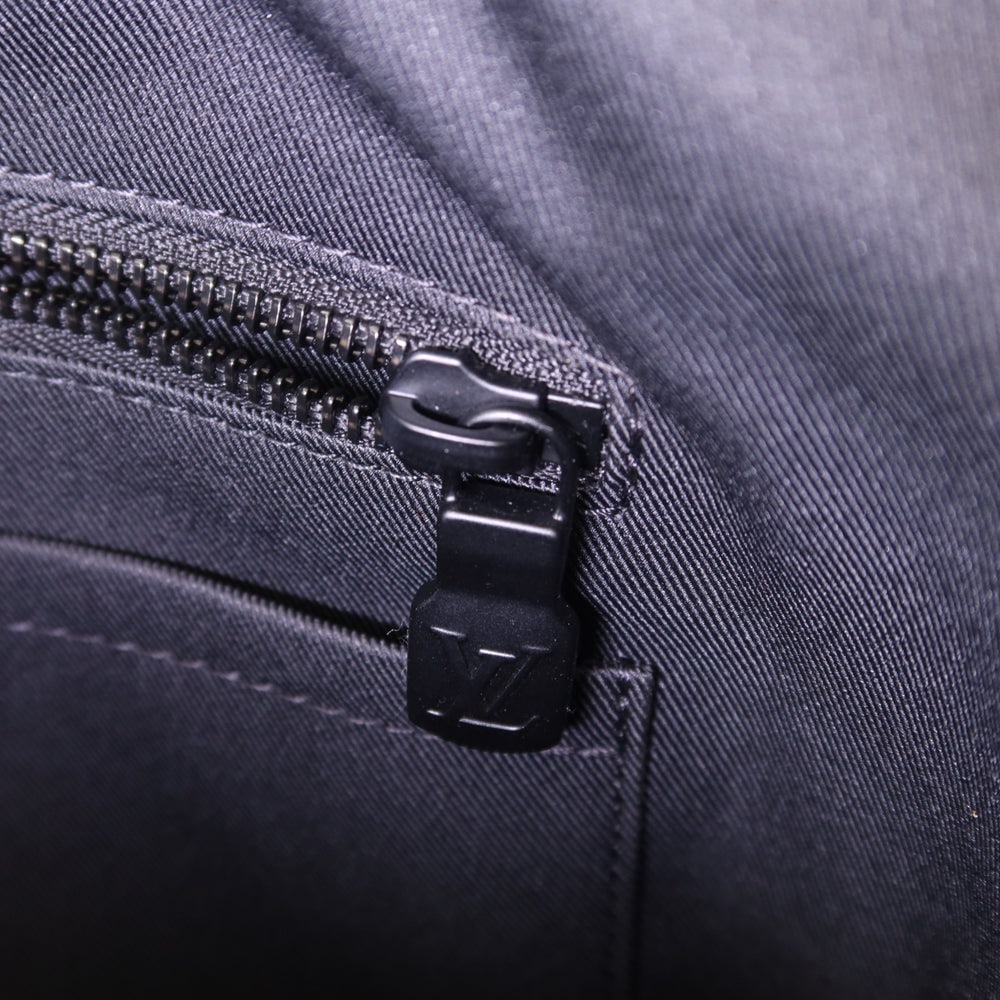 LV Zippen Tote Backpack - 7