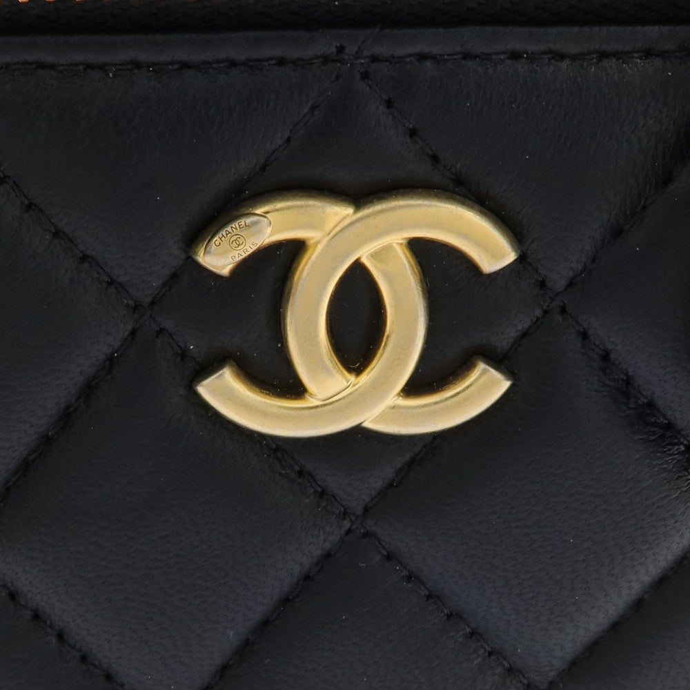 Chanel Vanity Case Chain Bag - 9