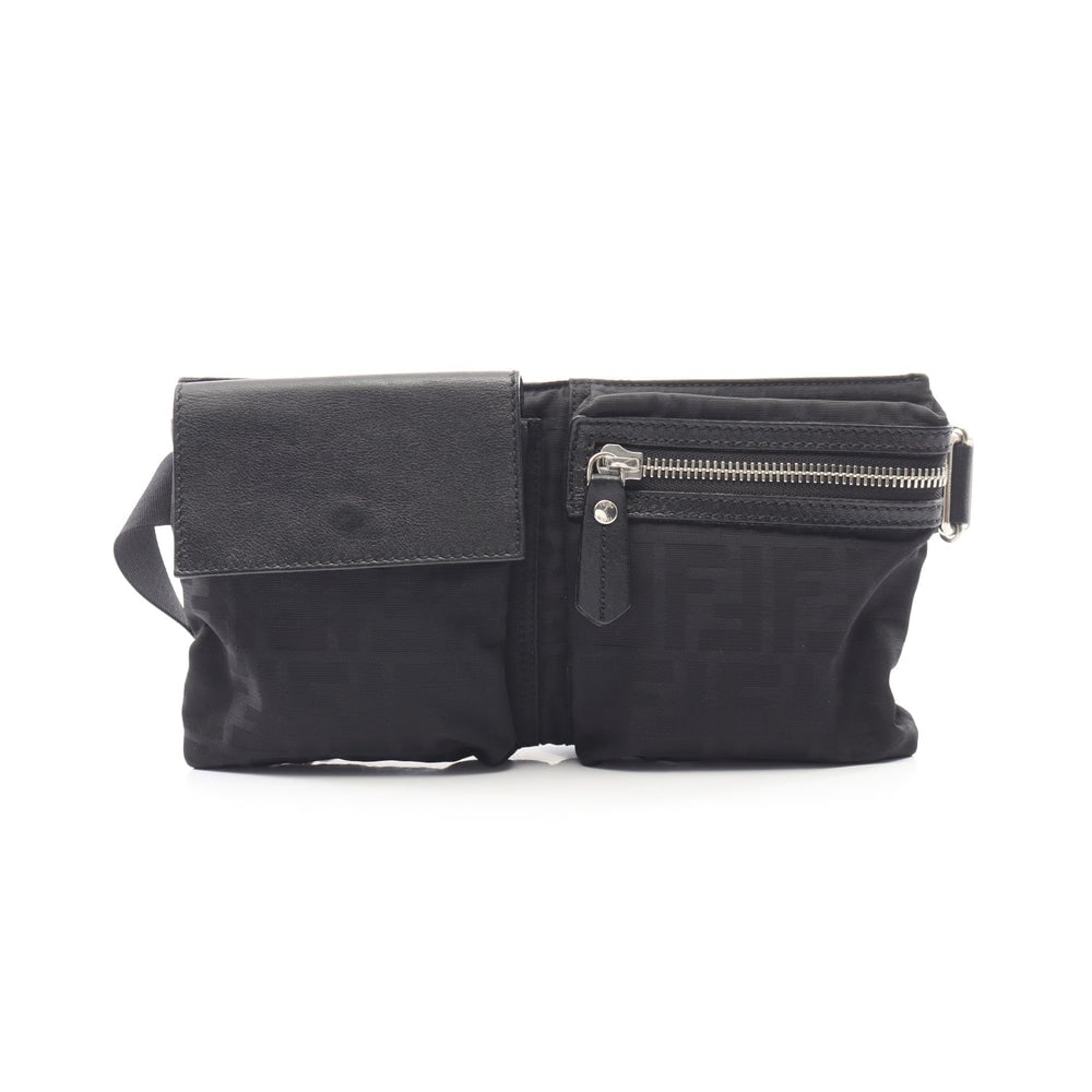 Fendi Zucca Belt Bag Black: Black nylon and leather belt bag. Model 7VA280. 29 x 15 x 2 cm.