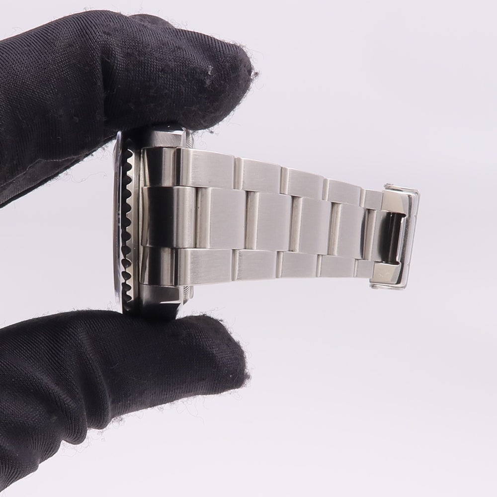 Rolex Submariner Date 16610LN Auto - 13