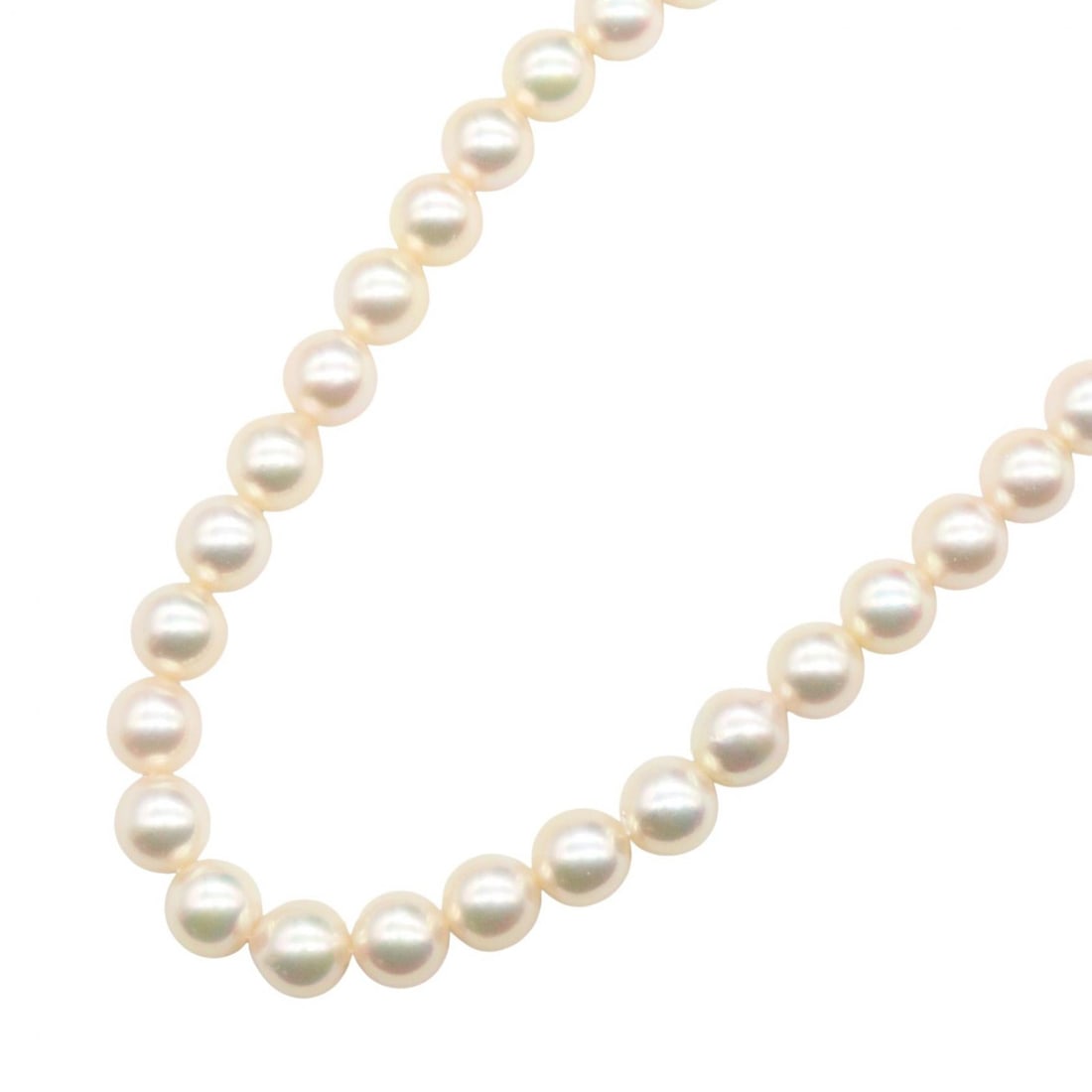 Tasaki Akoya Pearl Necklace Silver: Akoya pearl necklace in SV925 silver.