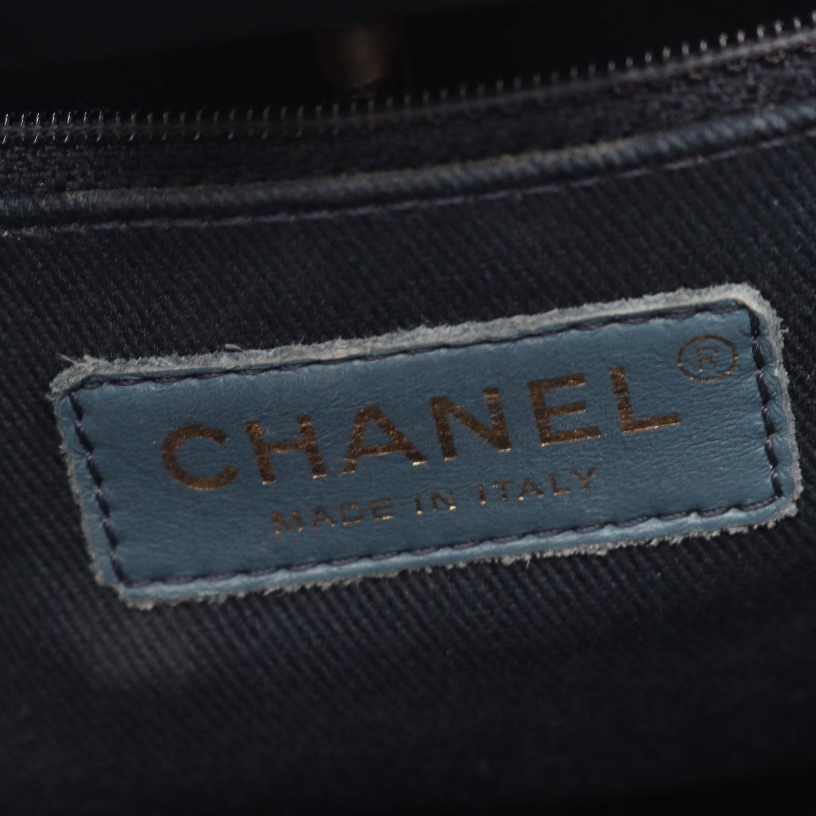 Chanel Business Affinity Navy - 4