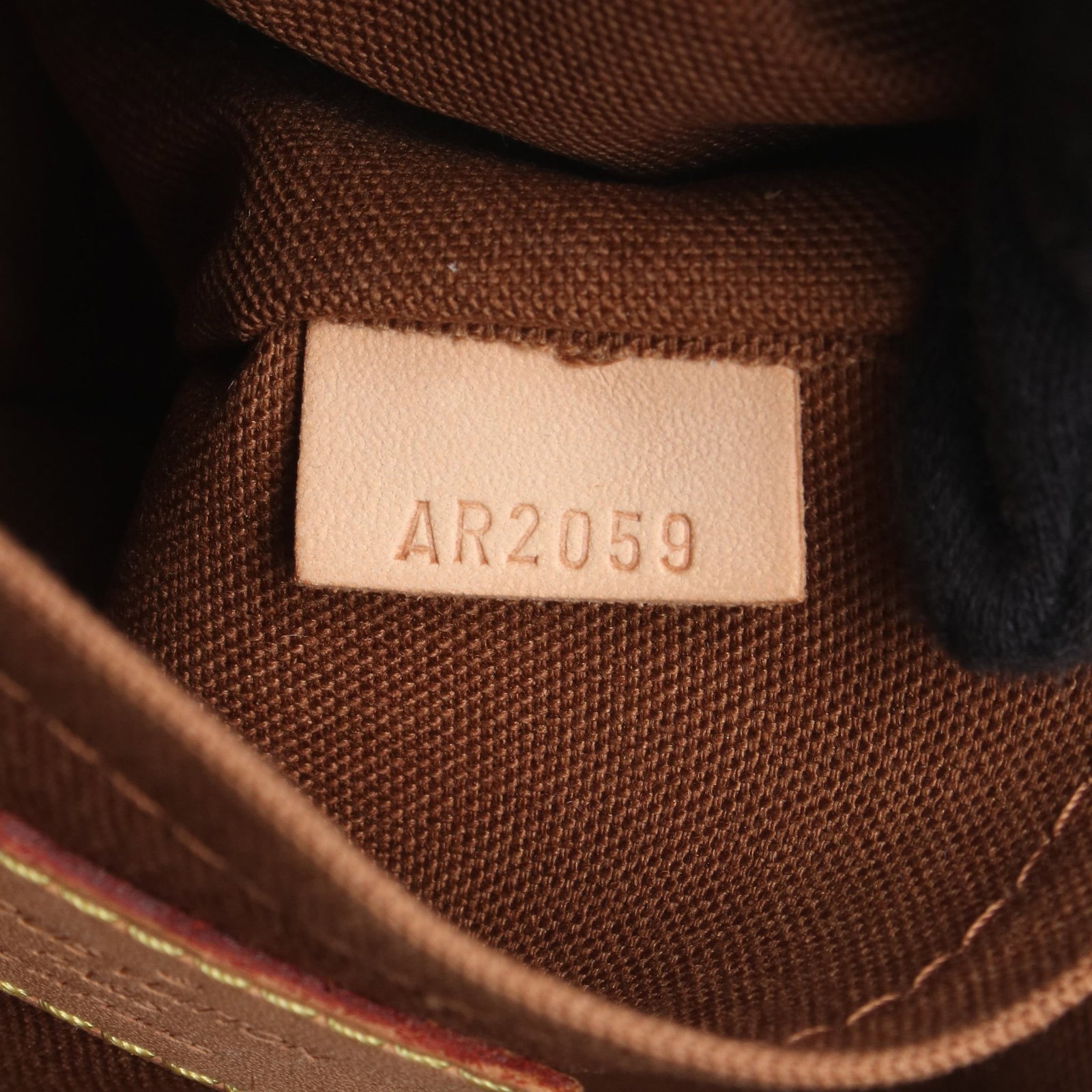 LV Thames GM Monogram Shoulder - 5