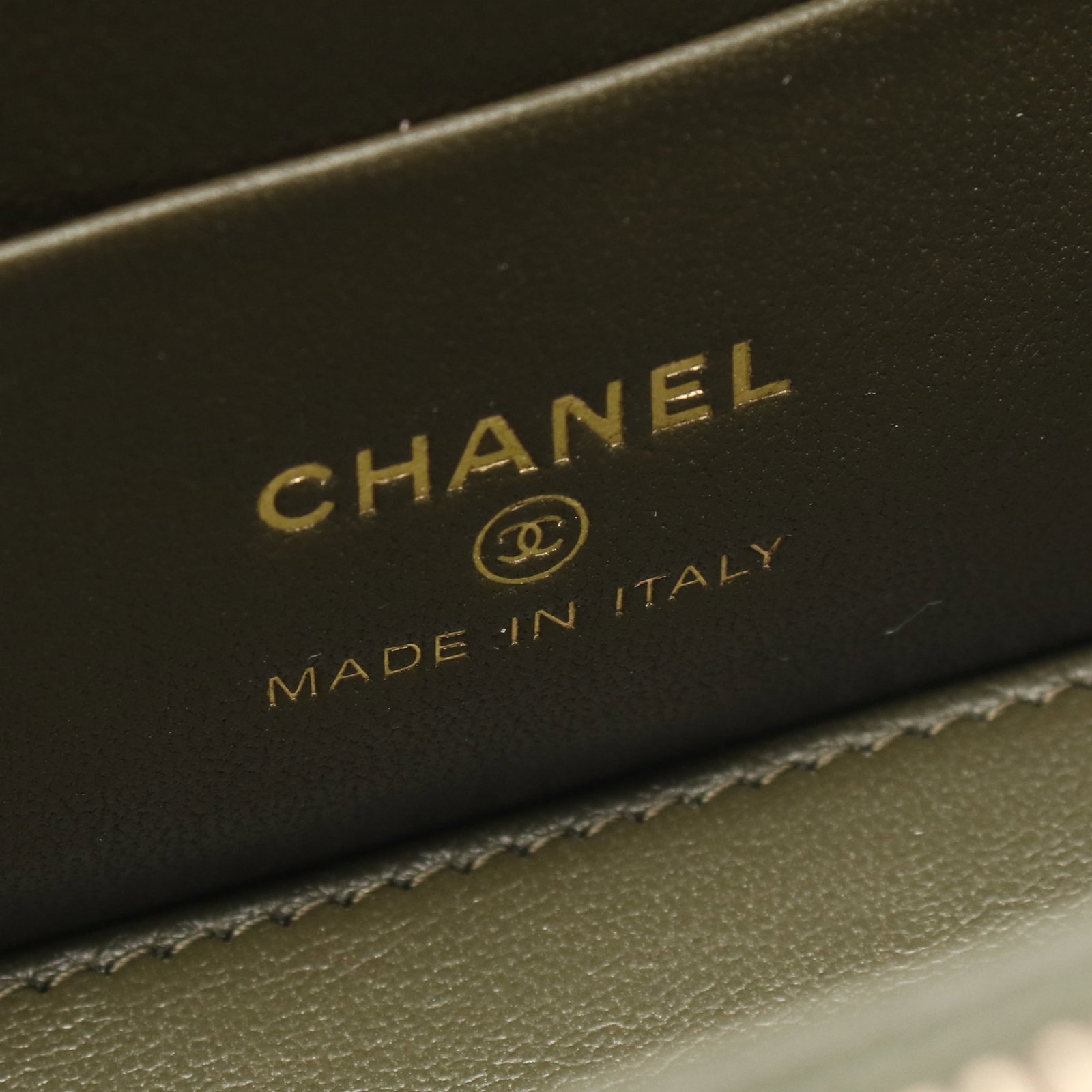 Chanel Vanity Chain Bag - 4