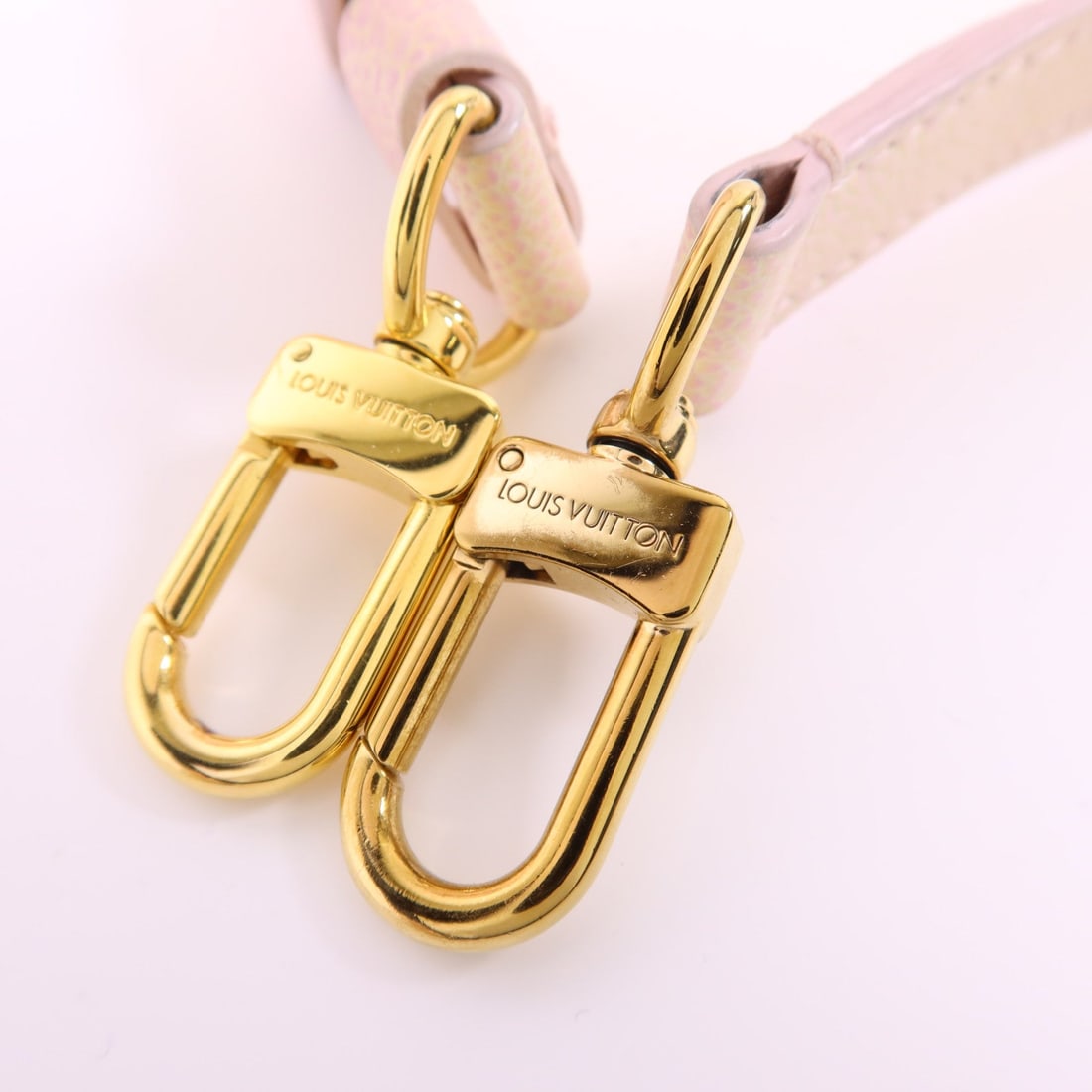 Louis Vuitton OnTheGo PM - 10