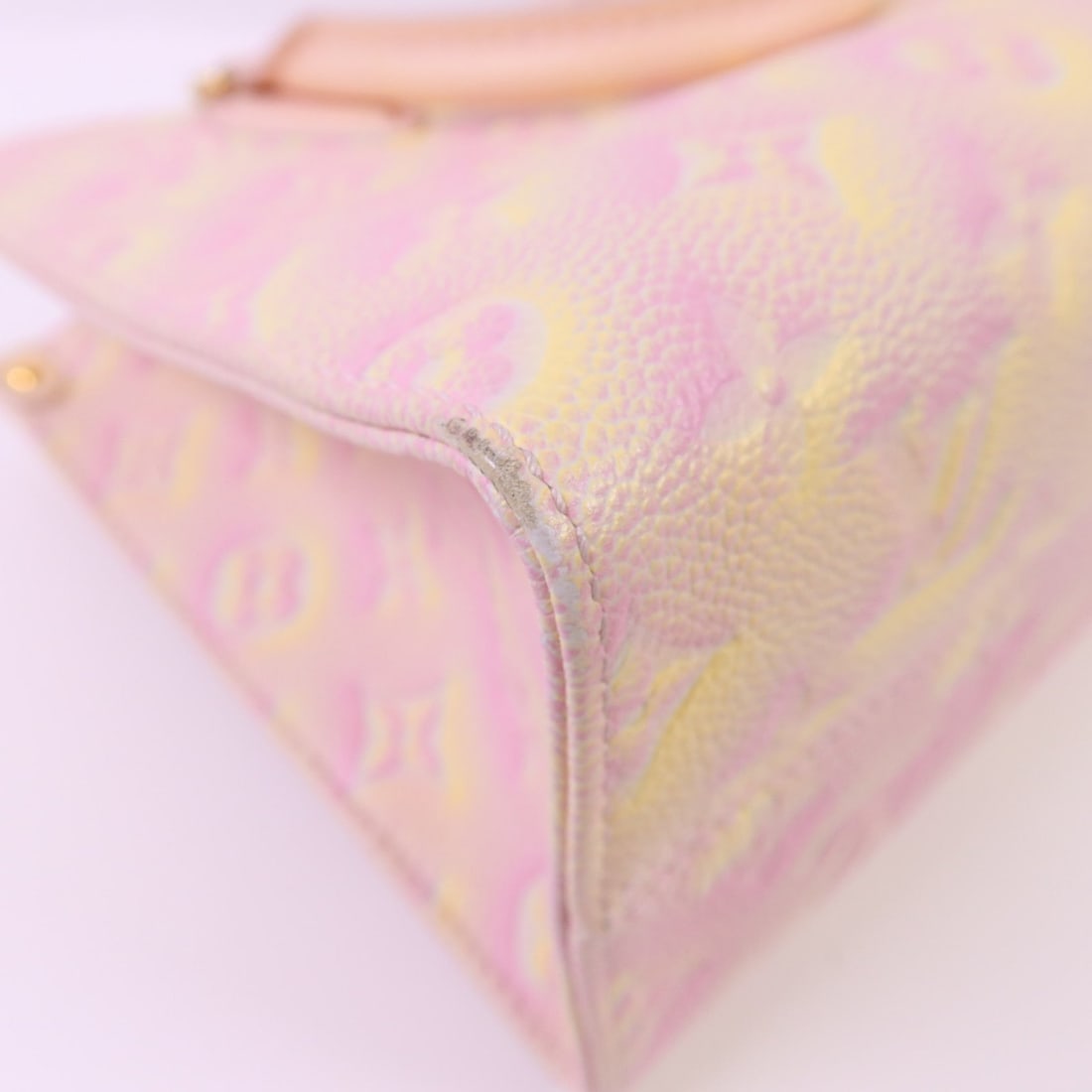Louis Vuitton OnTheGo PM - 12