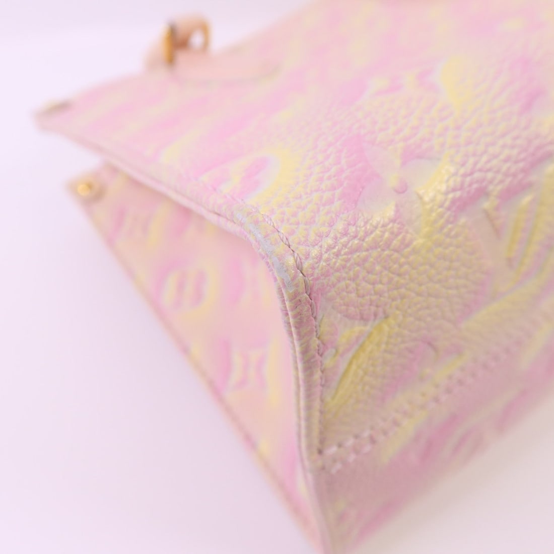Louis Vuitton OnTheGo PM - 14