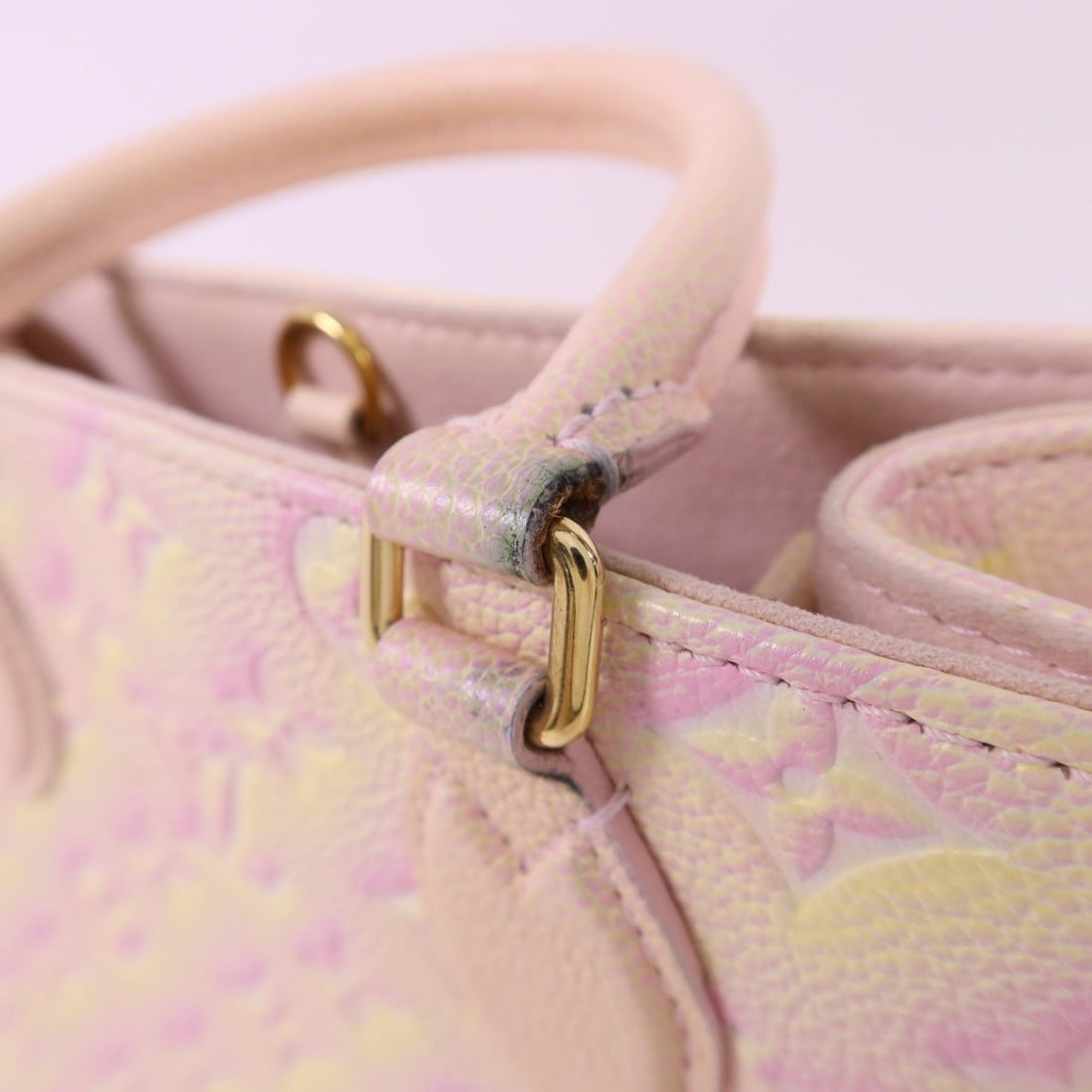 Louis Vuitton OnTheGo PM - 17