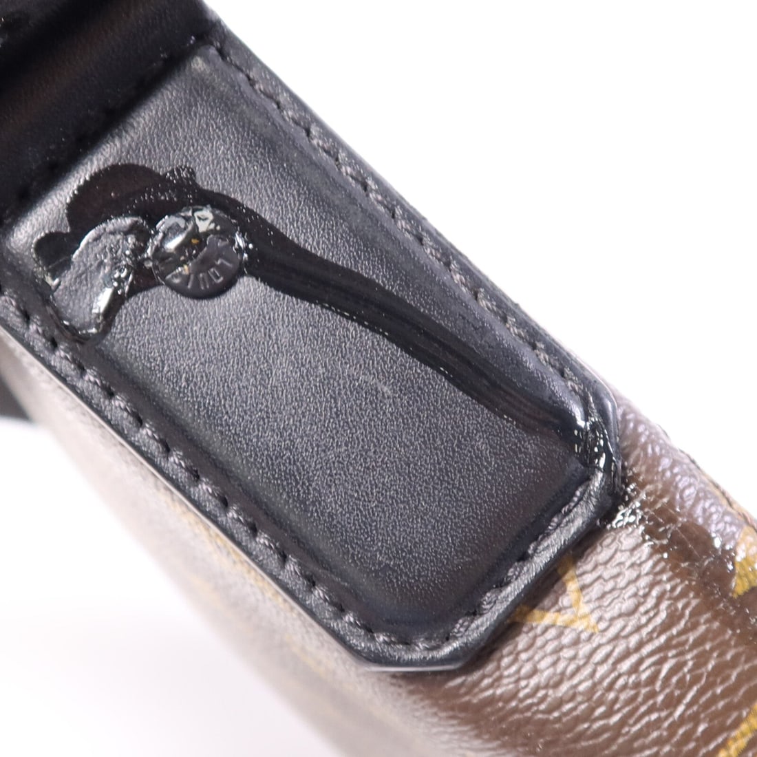 Louis Vuitton Magnetic Messenger - 15