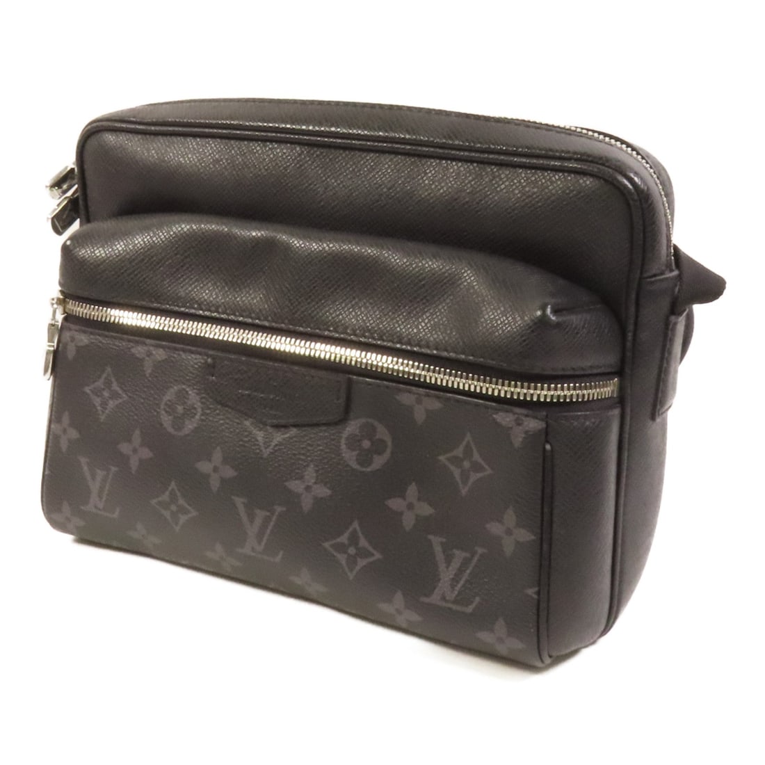 Louis Vuitton Outdoor Messenger - 3