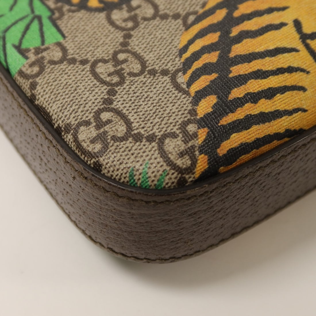 Gucci Bengal Tiger Messenger - 13