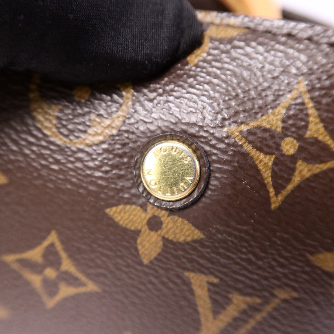Louis Vuitton Montaigne BB - 14
