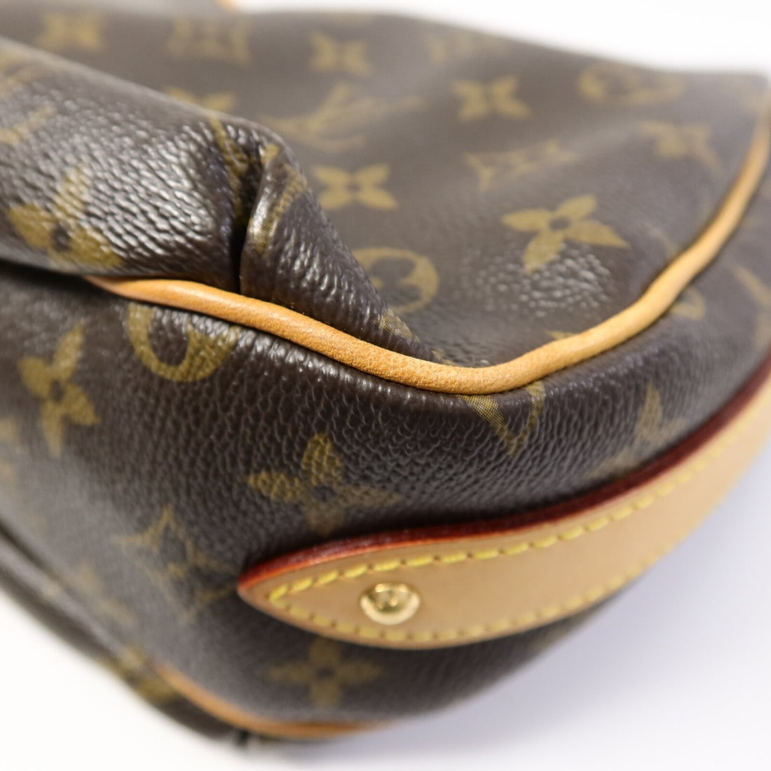 Louis Vuitton Tulum PM Monogram - 12