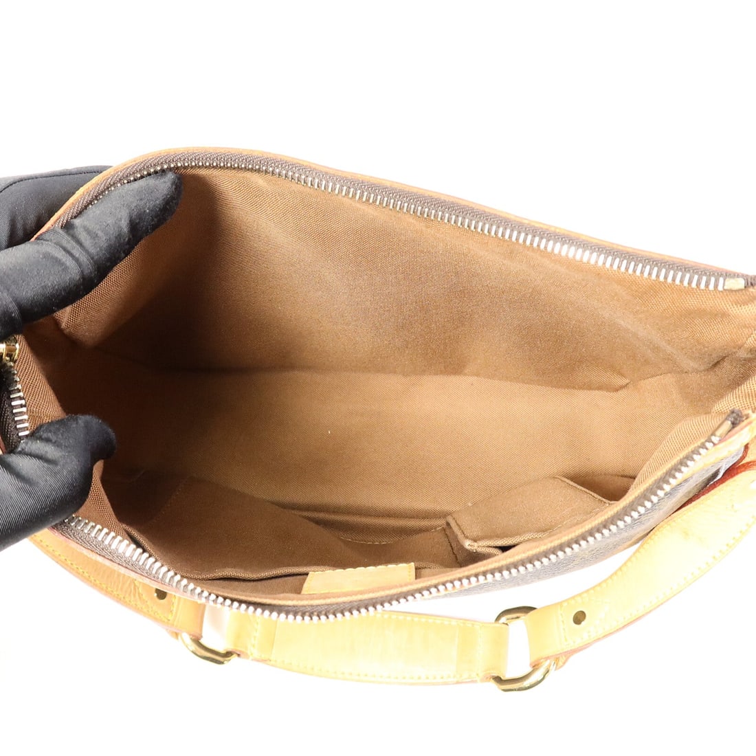 Louis Vuitton Tulum PM Monogram - 6