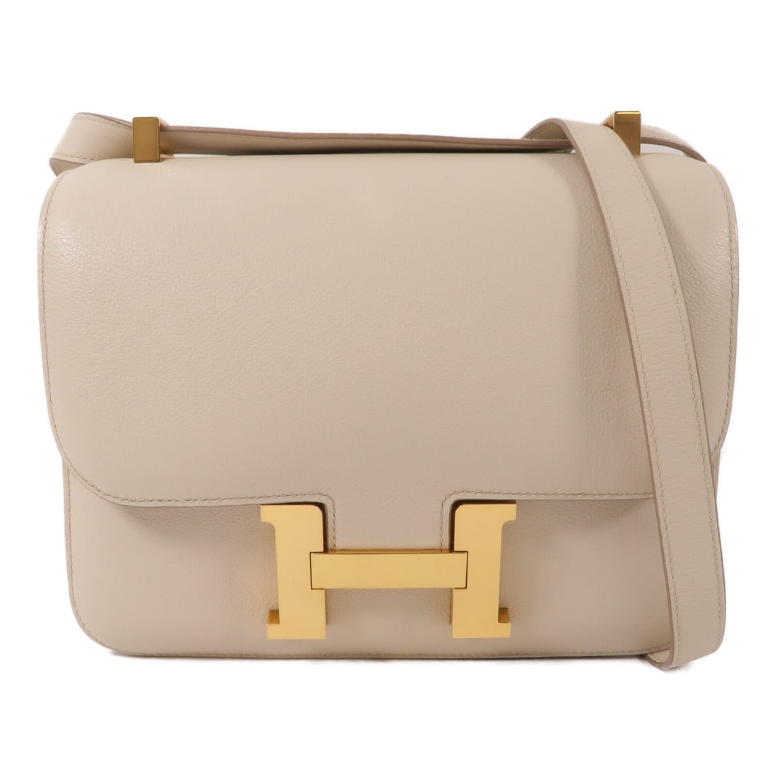 Hermes Constance 24 Craie: Craie Evercolor leather shoulder bag with gold-tone hardware.