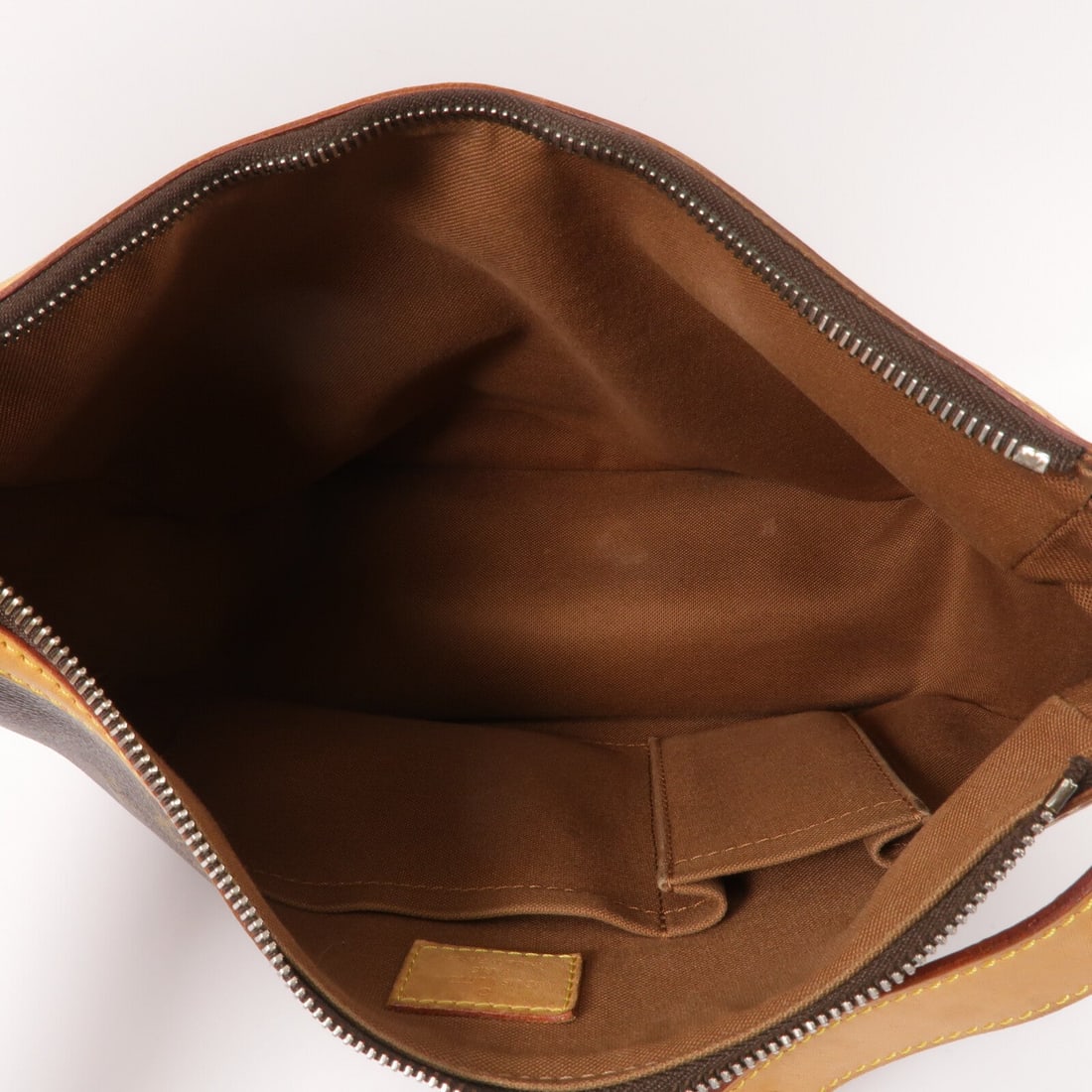 Louis Vuitton Tulum GM Monogram - 5