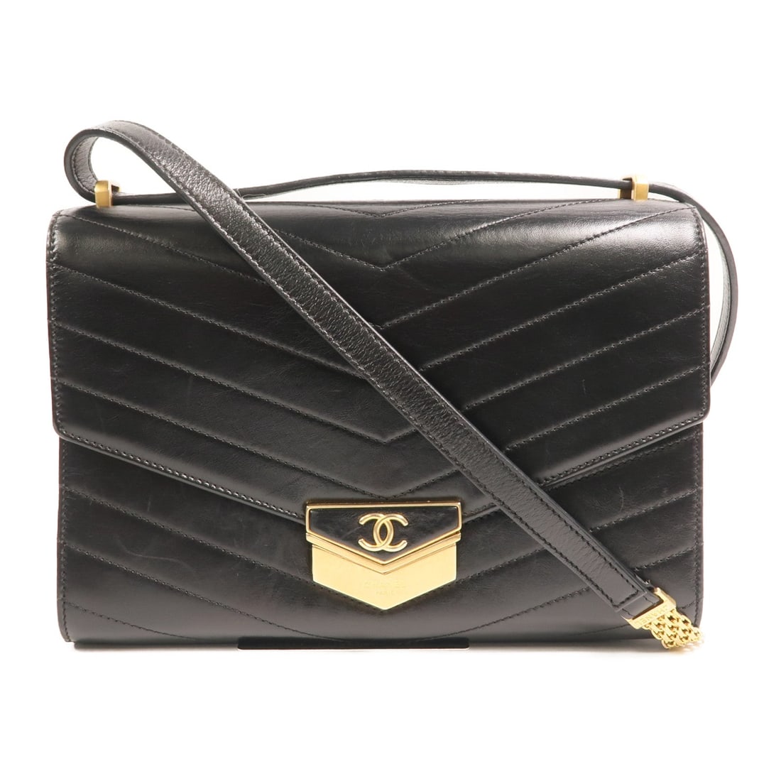Chanel Chevron Medal Bag Black: Black calfskin chain shoulder bag with gold-tone hardware.