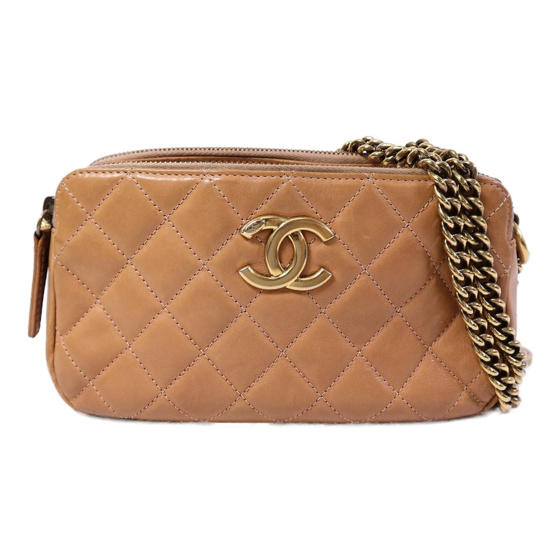 Chanel CC Chain Shoulder Bag: Beige lambskin chain shoulder bag.