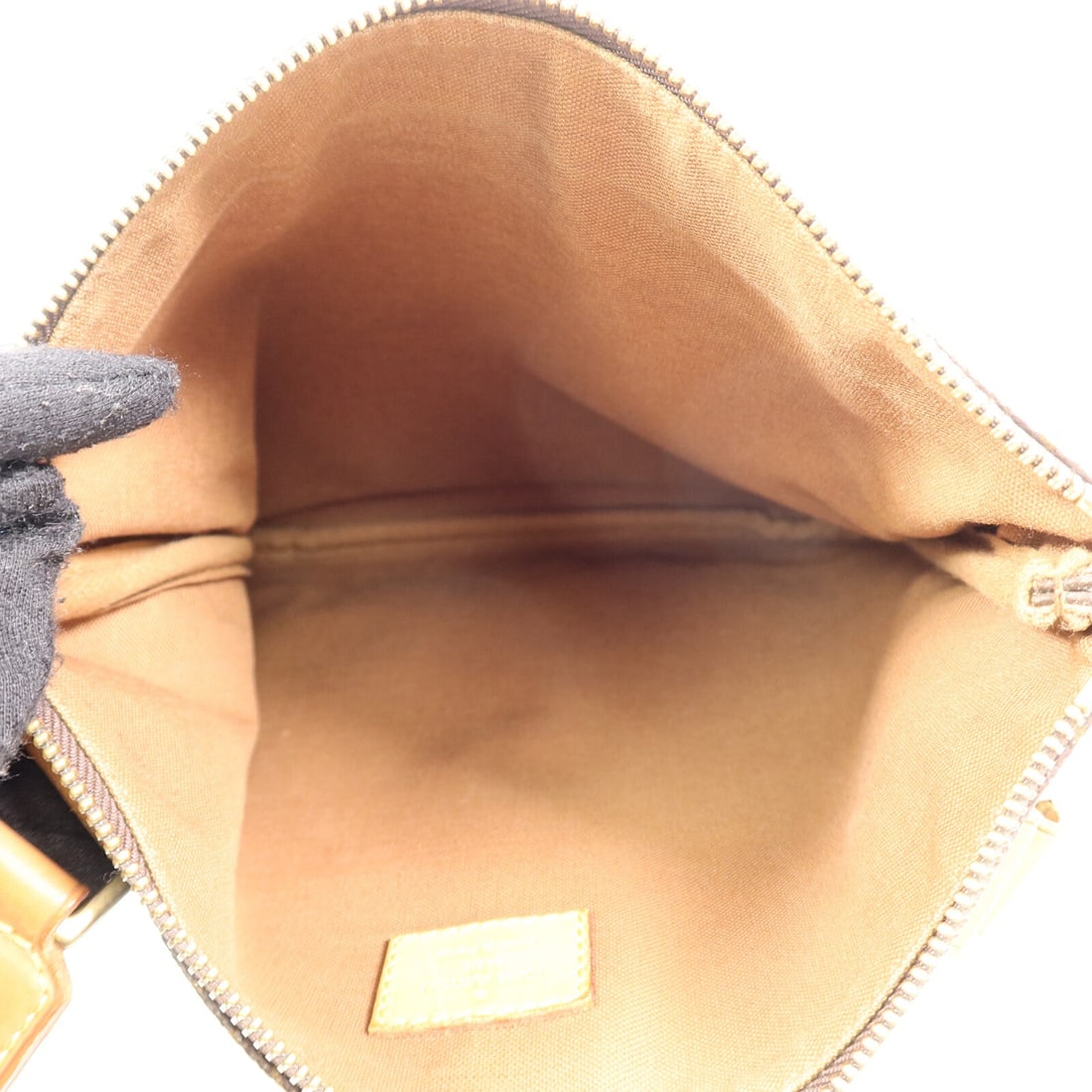 Louis Vuitton Pochette Bosphore - 5