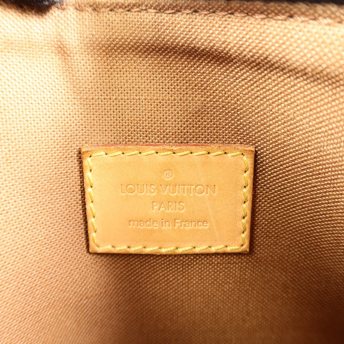 Louis Vuitton Pochette Bosphore - 6