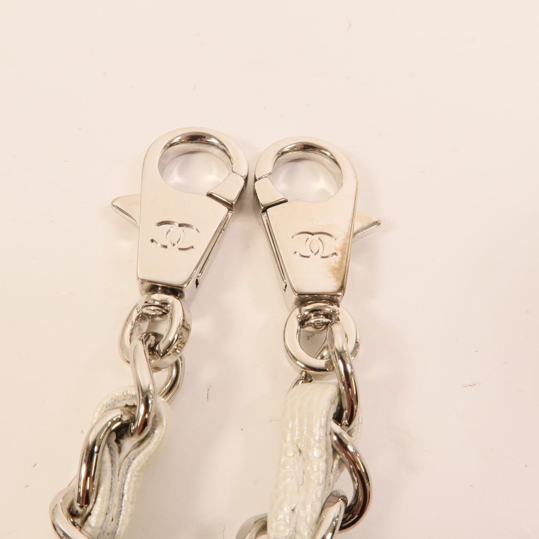 Chanel Coco Handle Medium White - 7