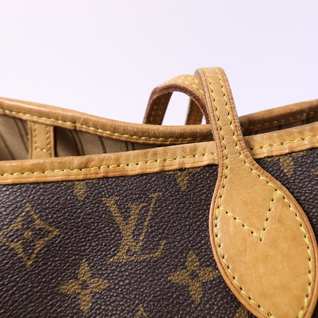 Louis Vuitton Neverfull MM Brown - 17