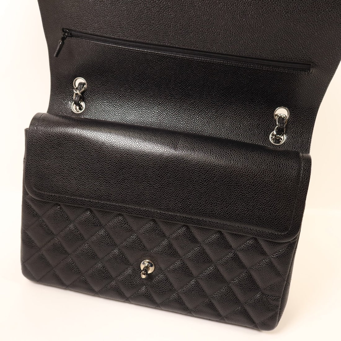 Chanel Maxi Classic Black - 5