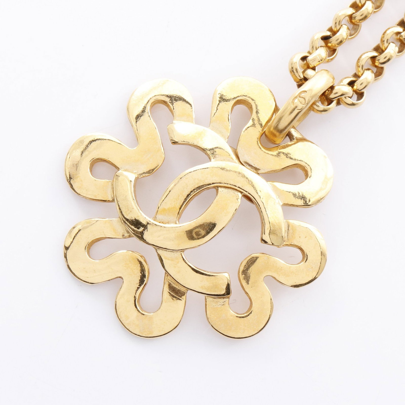 Chanel Coco Mark GP Gold 95P: Coco Mark necklace in gold plated finish.