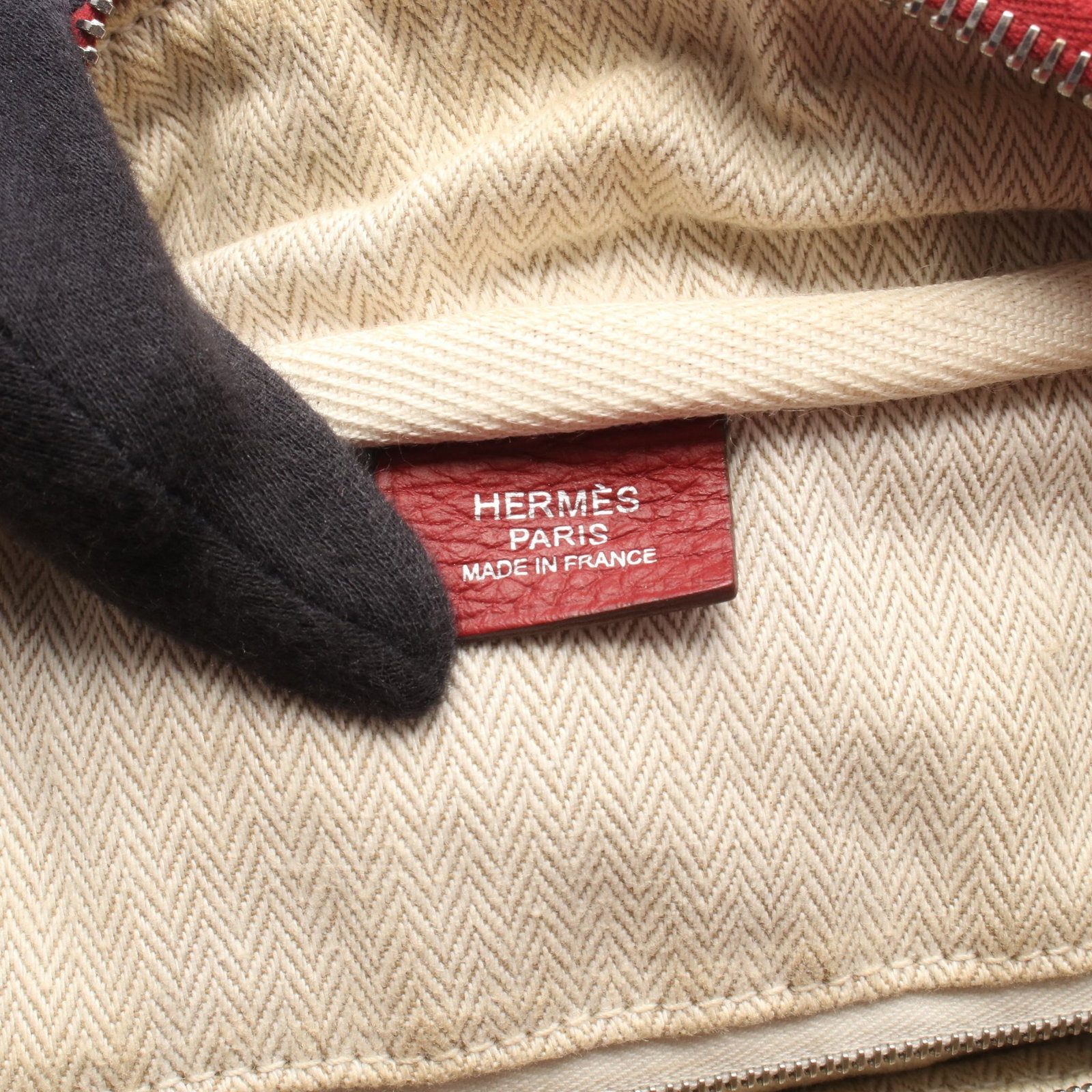 Hermes Victoria 35 Ruby - 4