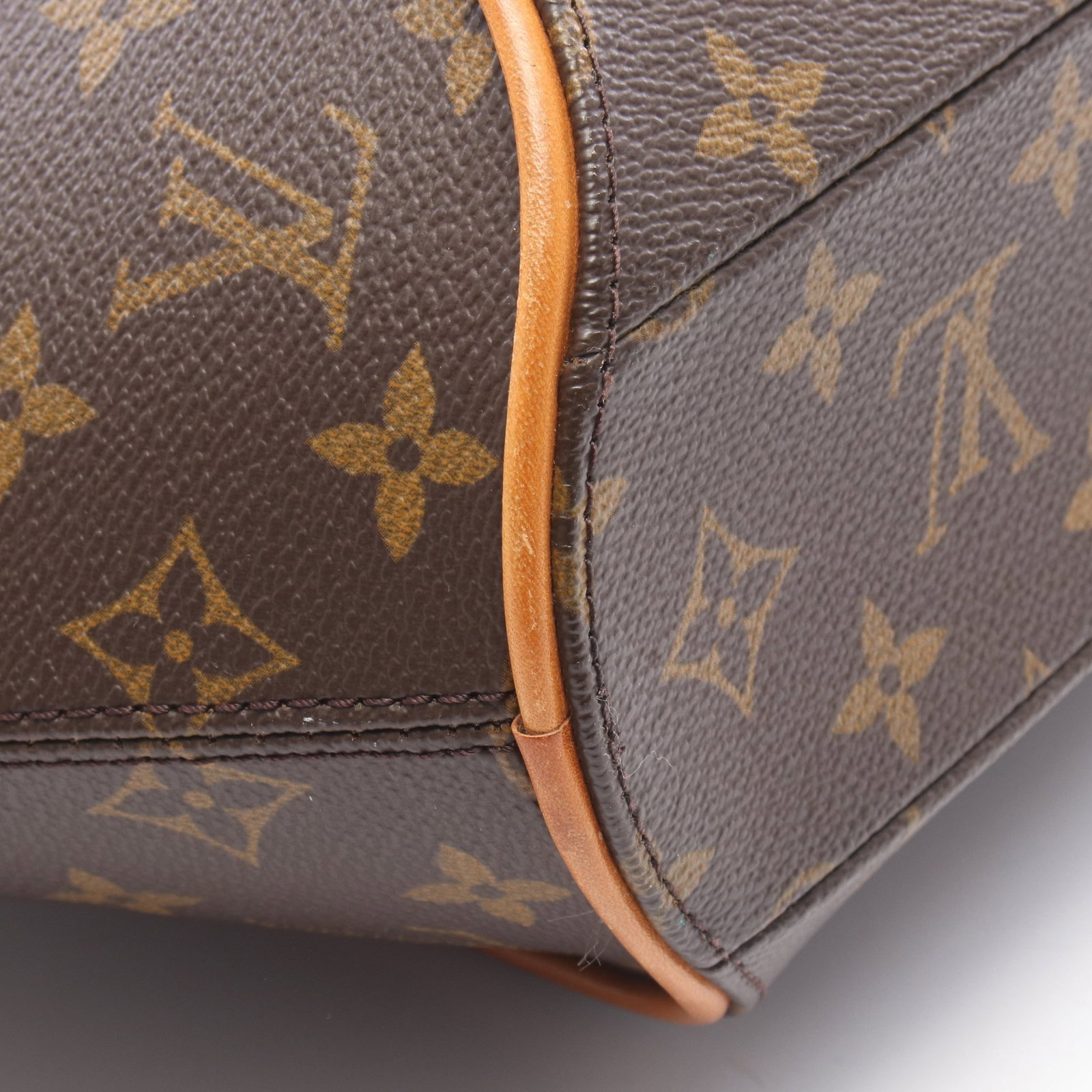Louis Vuitton Ellipse PM Monogram - 9