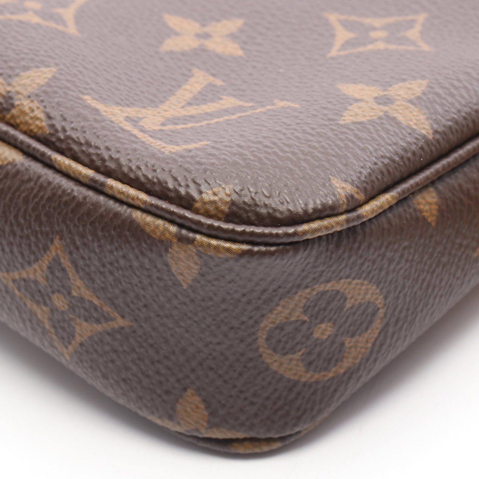 Louis Vuitton Pochette Accessoires - 5