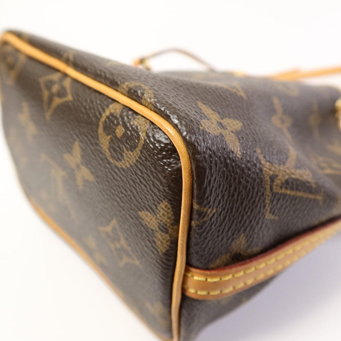 LV Nano Noe Monogram Brown - 12