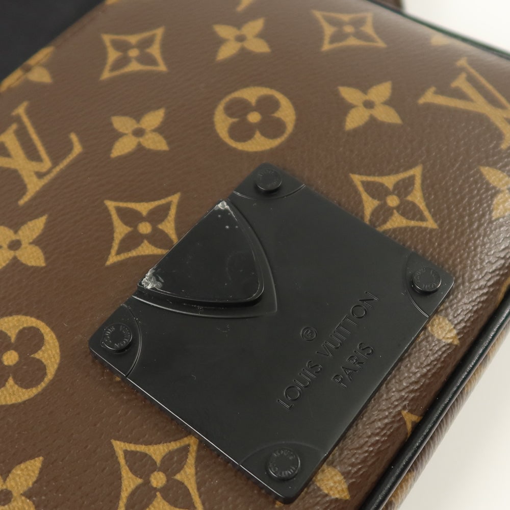 Louis Vuitton S Lock Messenger - 15
