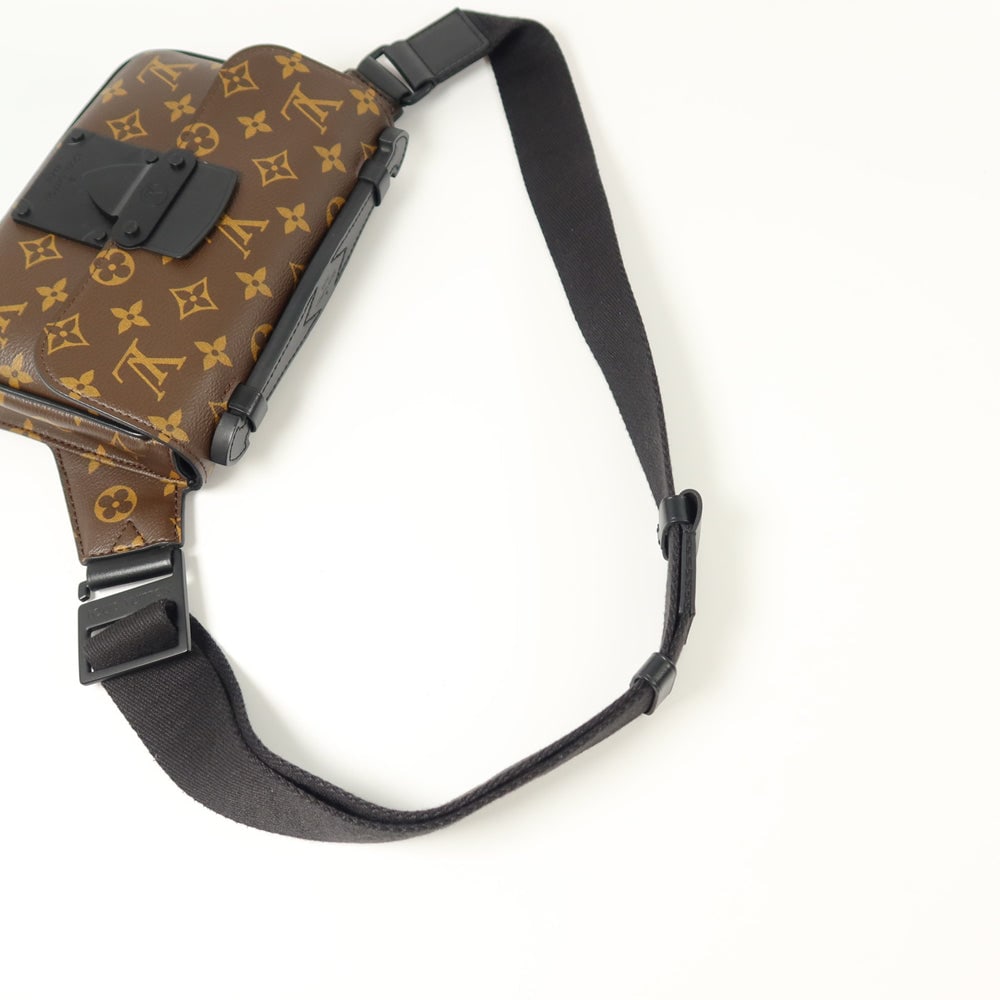Louis Vuitton S Lock Messenger - 7