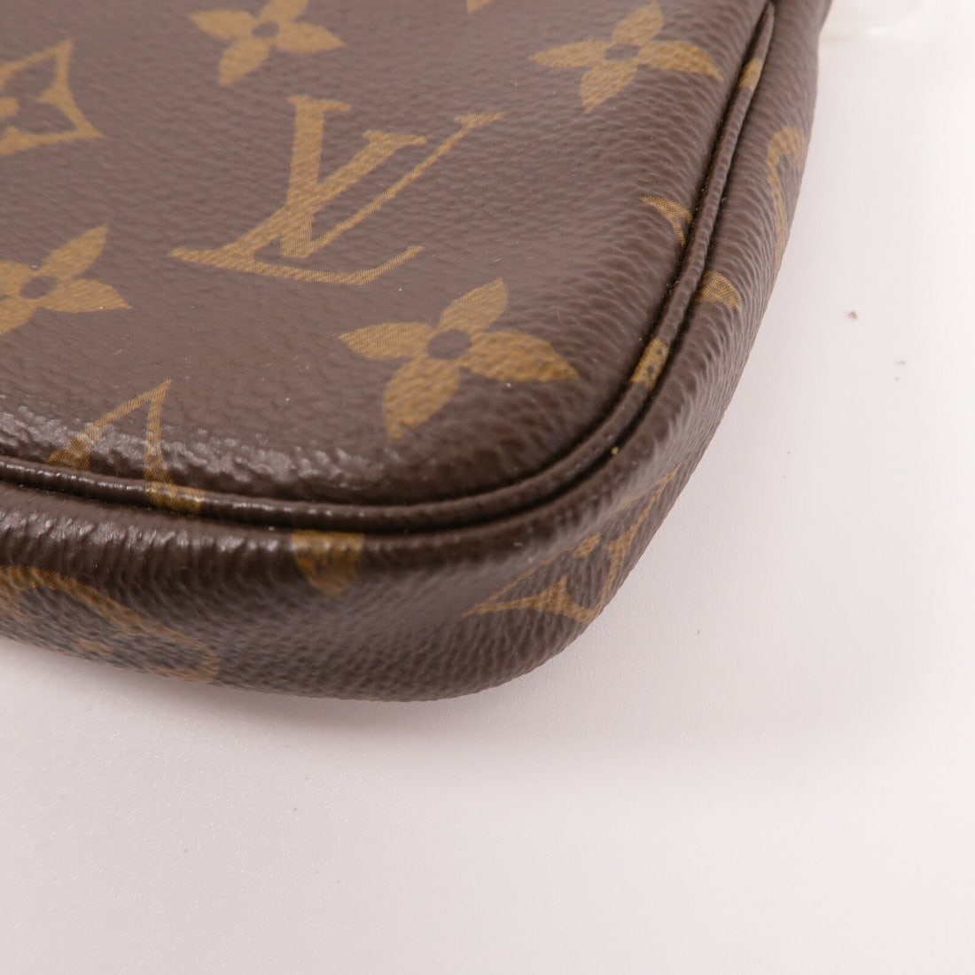 Louis Vuitton Mini Pochette Brown - 10