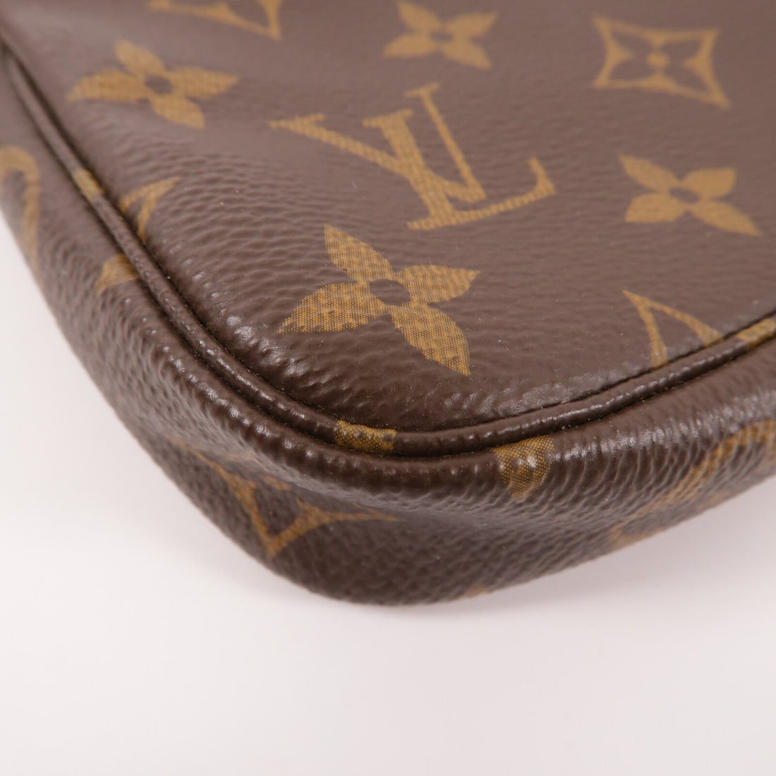 Louis Vuitton Mini Pochette Brown - 9