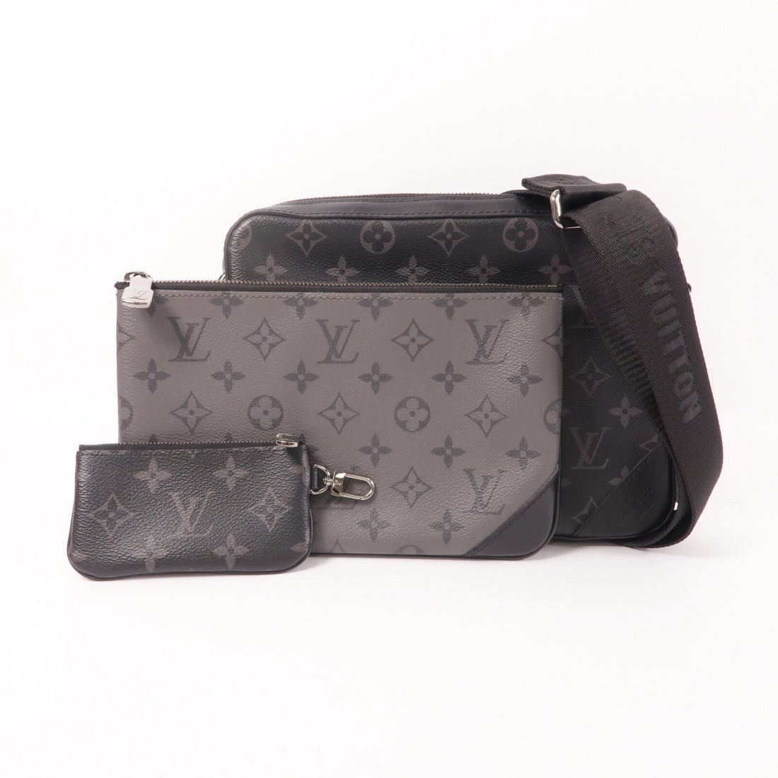 Louis Vuitton Trio Messenger - 13