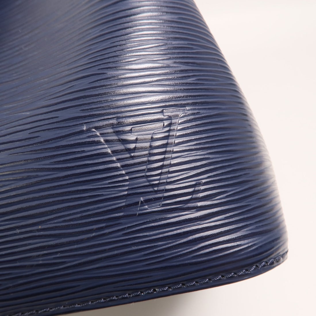 Louis Vuitton NeoNoe BB - 9