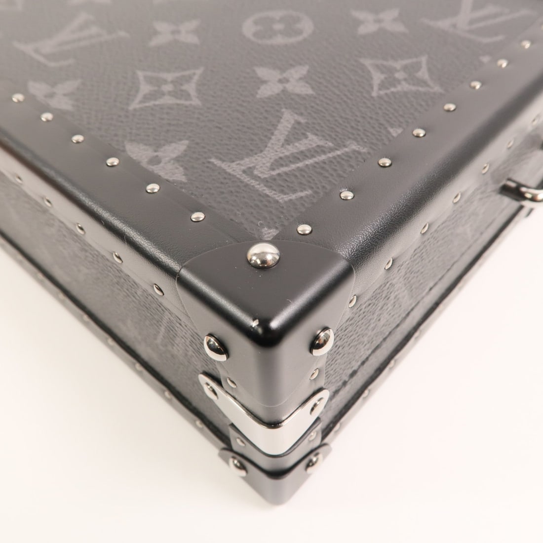 Louis Vuitton Clutch Box Eclipse - 10