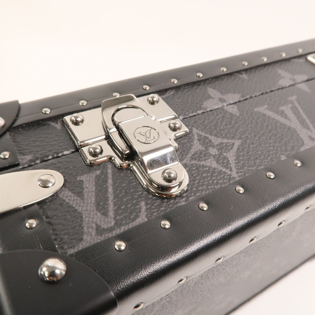 Louis Vuitton Clutch Box Eclipse - 14