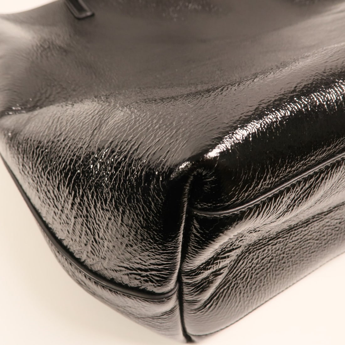 Saint Laurent Bold Tote Black - 16