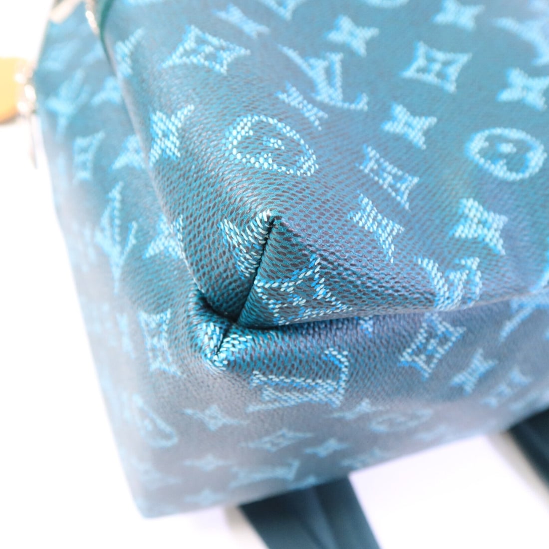 Louis Vuitton Discovery Backpack PM - 11