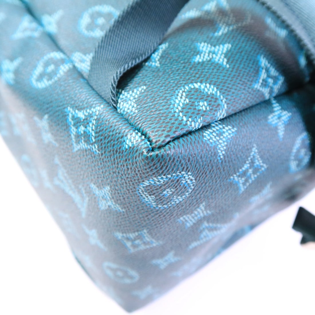 Louis Vuitton Discovery Backpack PM - 13