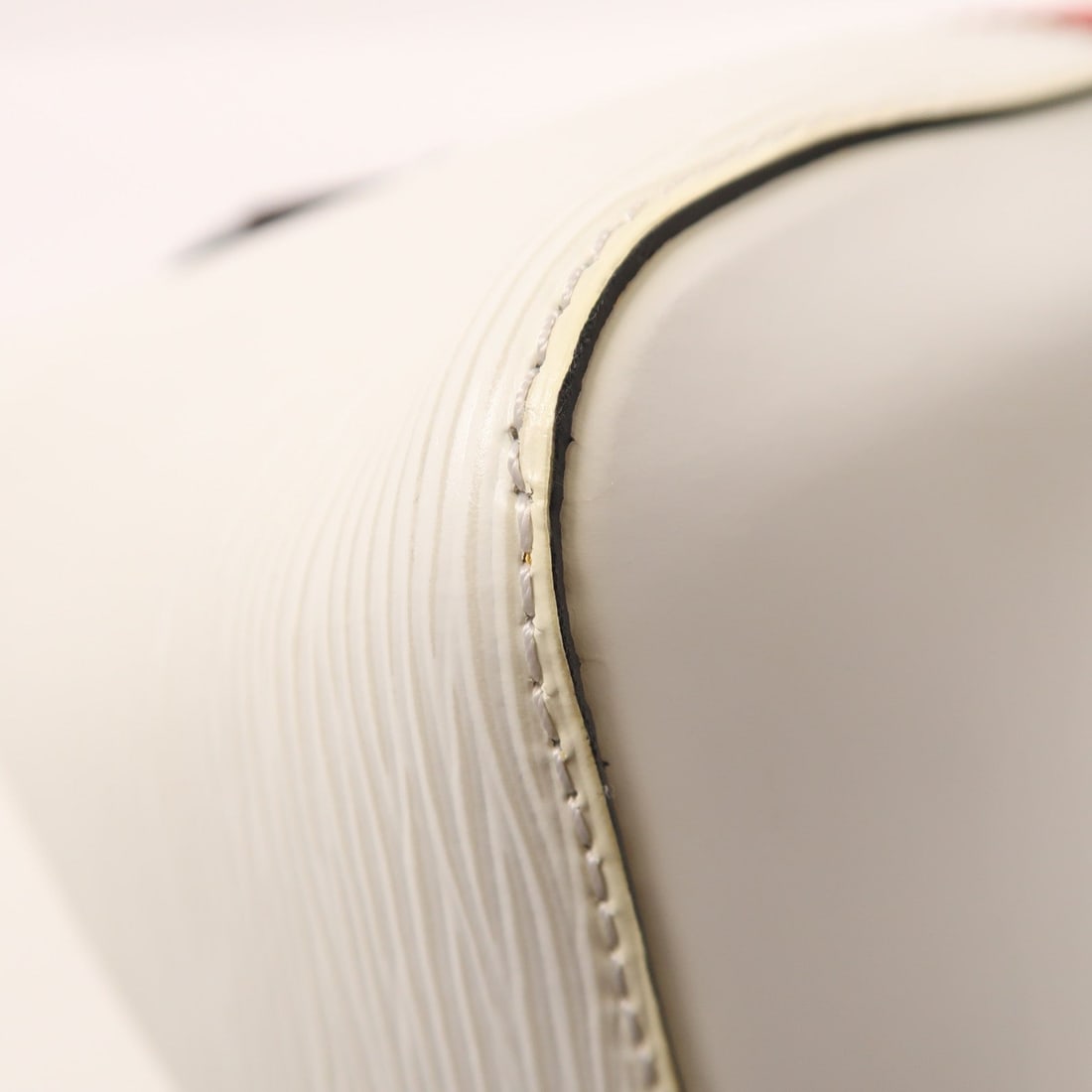 LV NeoNoe Epi White - 11
