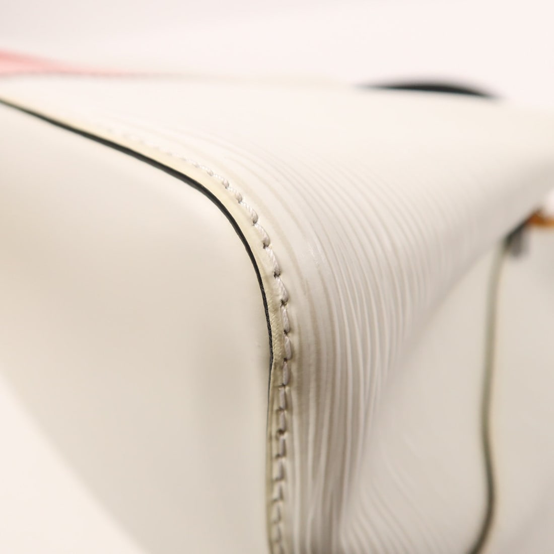 LV NeoNoe Epi White - 12