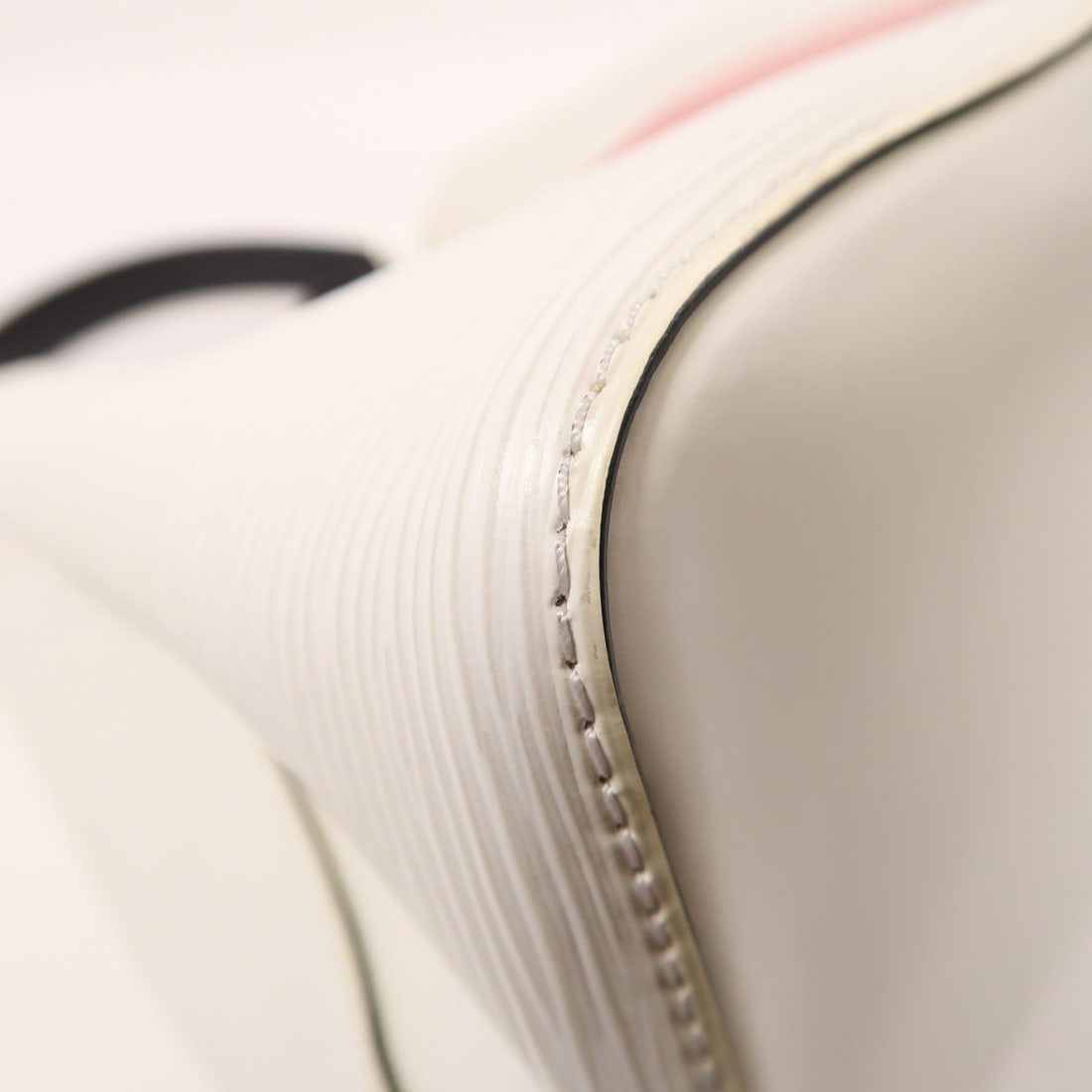 LV NeoNoe Epi White - 13
