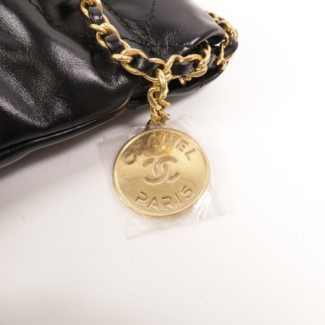 Chanel 22 Mini Black - 10